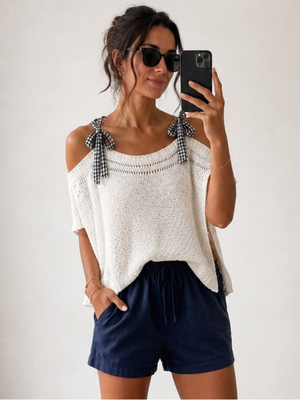 White Open Shoulder Knit Top w. Gingham Bow Tie Sleeves Summer Sweater Size M